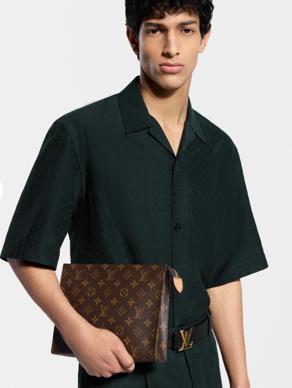 Louis Vuitton Toiletry 26 Pouch